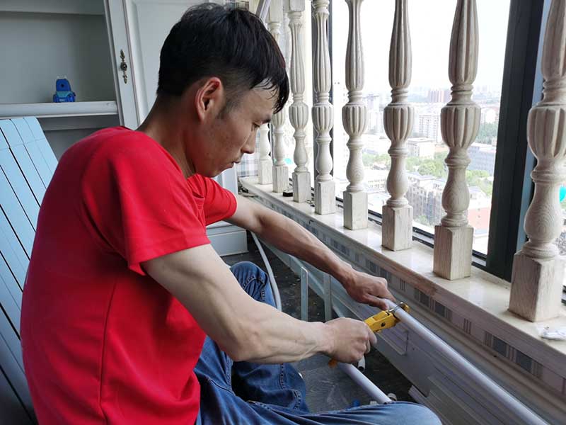 明装暖气片采暖方案